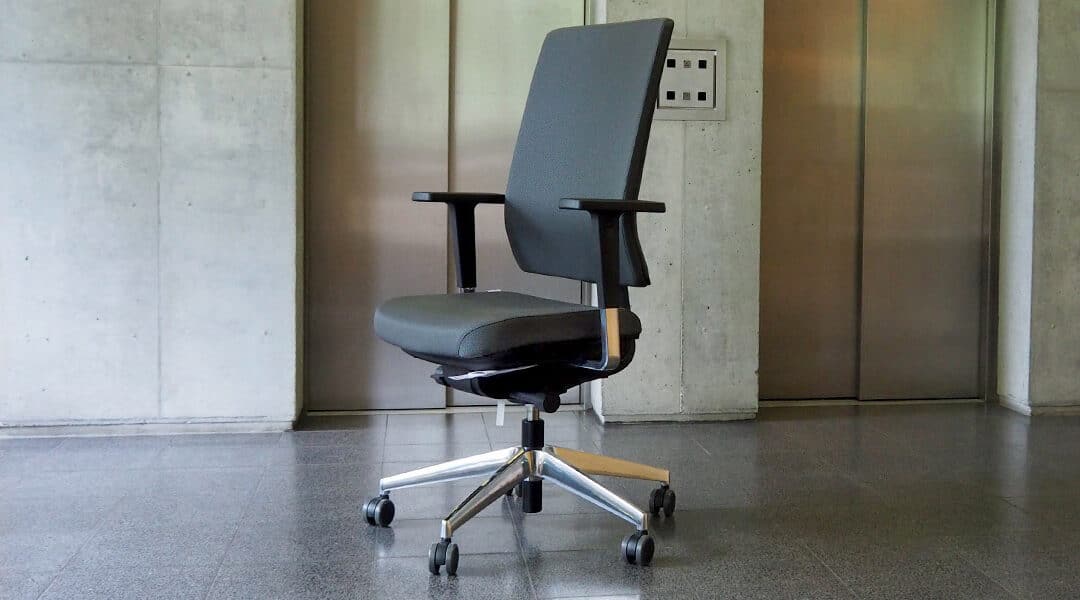 Ein ergo­no­mi­scher Büro­dreh­stuhl im FACTS-Test: Der ceto novo von Ori­gi­nal Stei­fen­sand